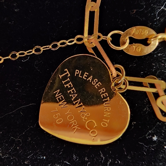 18k Necklace NWT Stamps 750 Solid Gold . - Picture 7 of 13